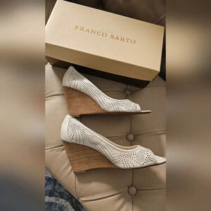 Franco Sarto Wedges Open Toe  Sandals Platform Leather Off White Size 8